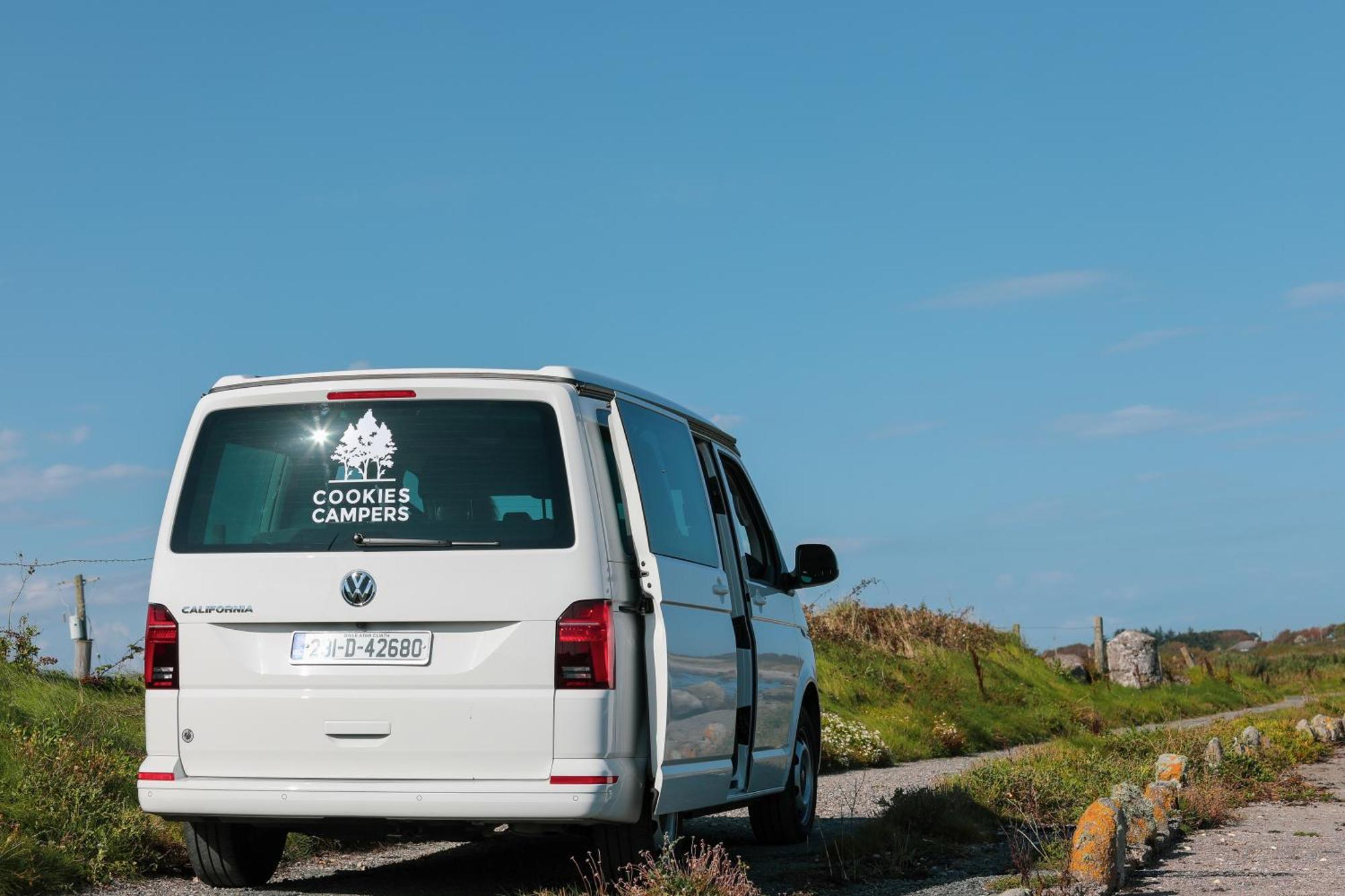 Cookies Campers Dublin - Small Campervan Eksteriør billede